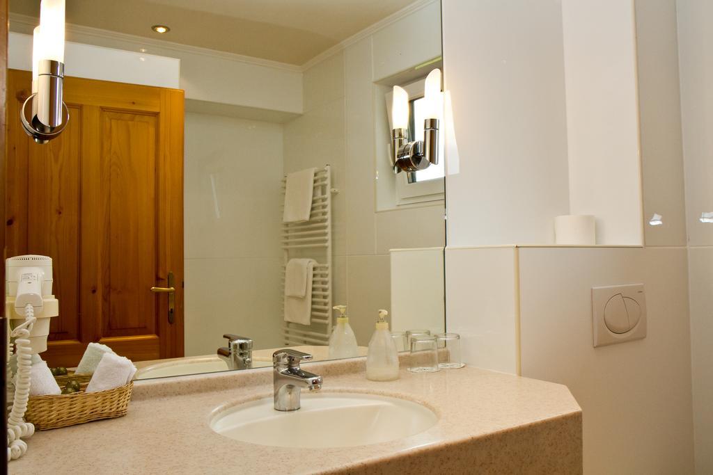 Gasthof-Hotel Bramosen Weyregg Pokoj fotografie